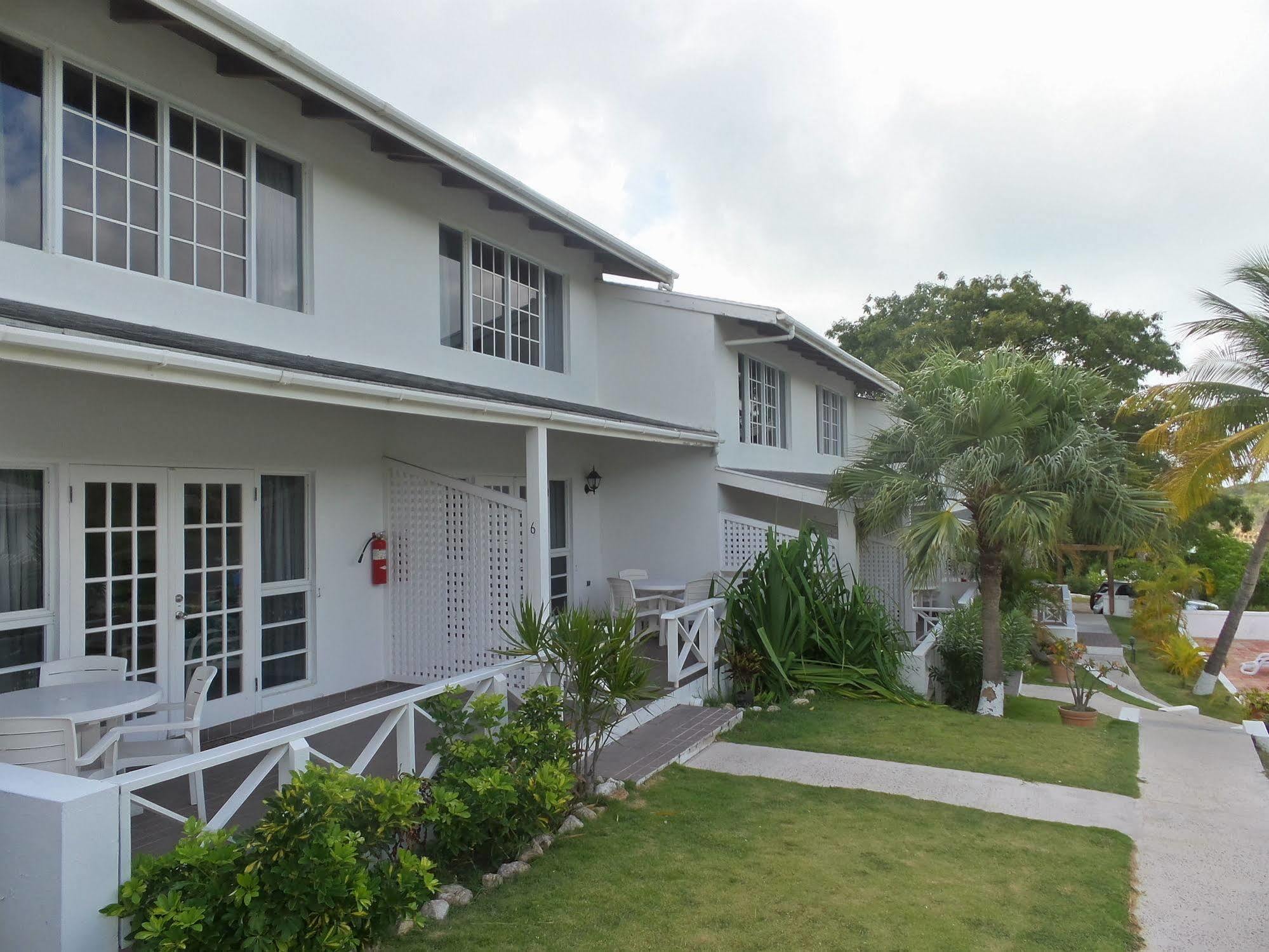 Dickenson Bay Cottages Cedar Grove Exterior foto